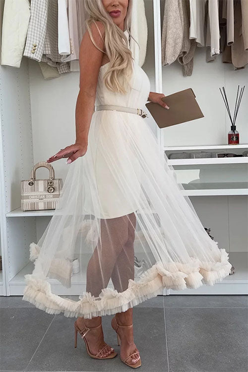 Wickelkleid aus Netzstoff