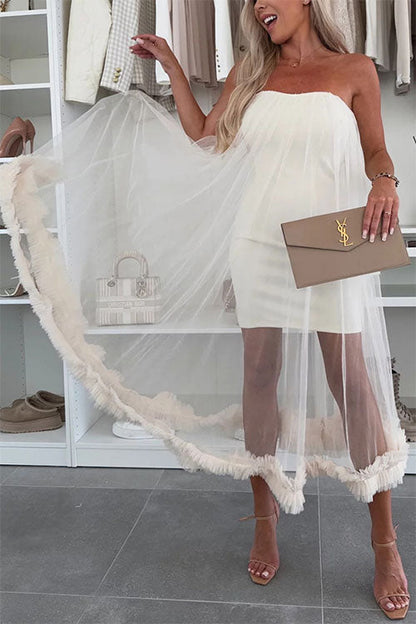 Wickelkleid aus Netzstoff