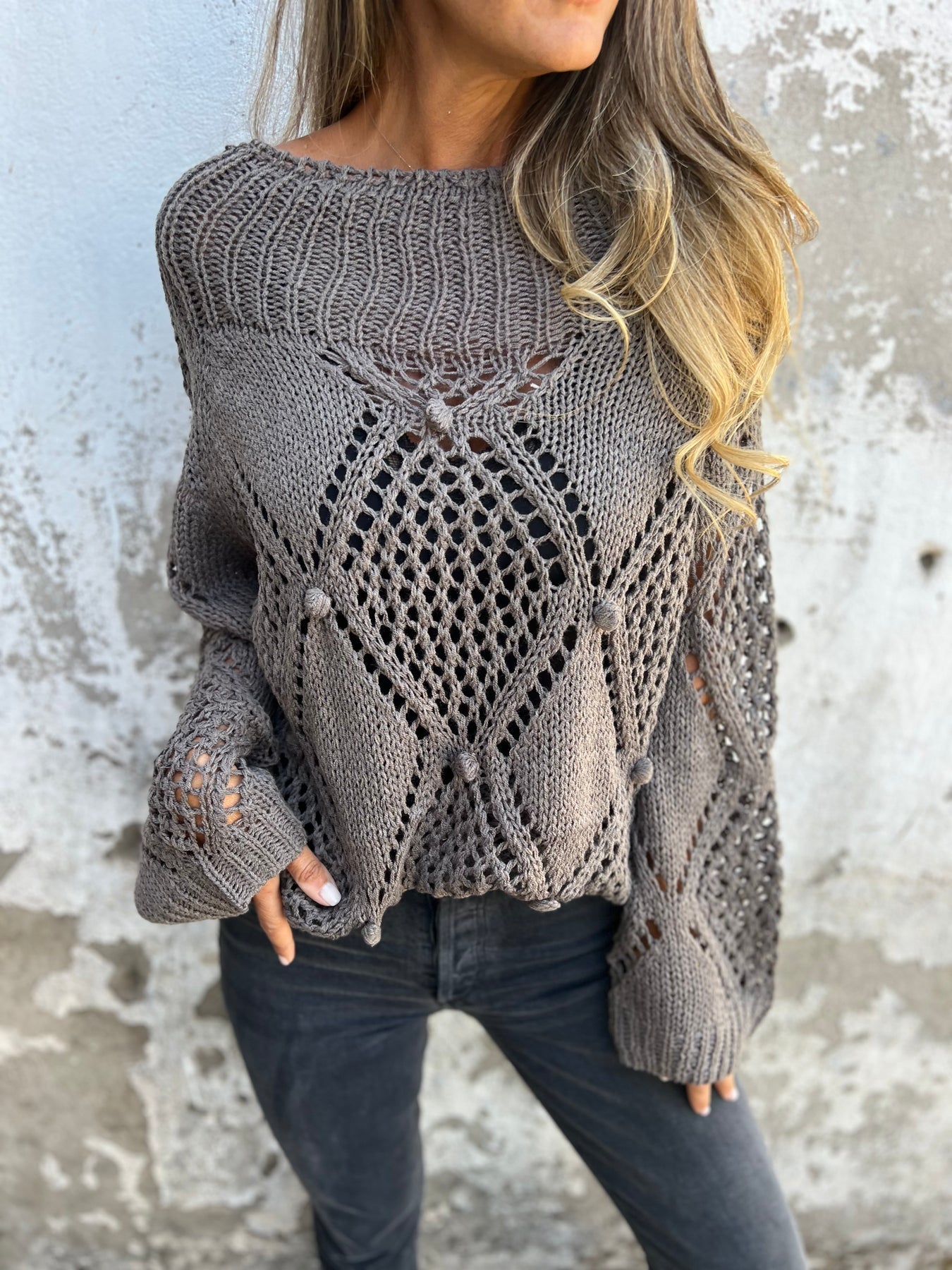 Round Neck Long Sleeve Knitted Top with Hollow Design grey