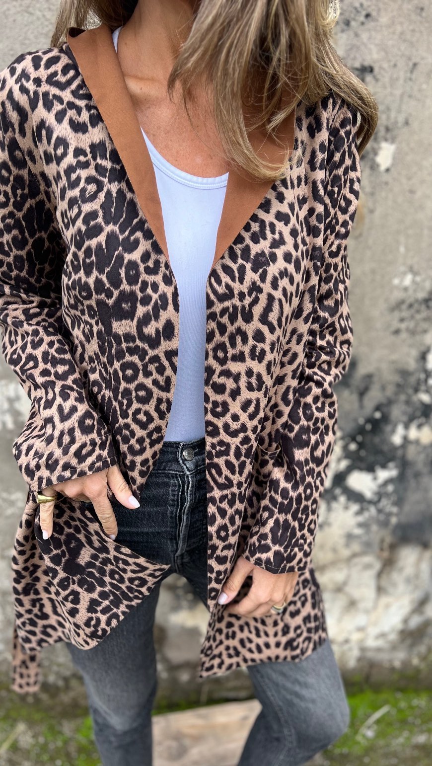 Women's Autumn and Winter Hooded Leopard Print Long-sleeved Casual Jacket brown