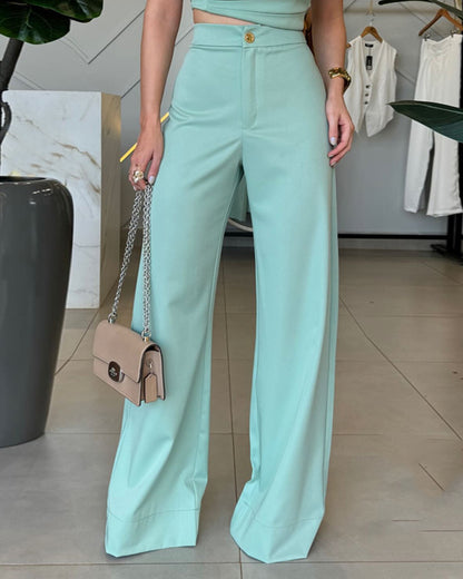 Sleeveless pleated solid color two-piece suit