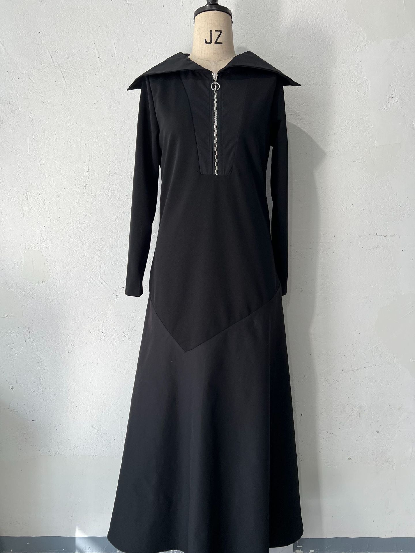 Damen Sommerkleid mit farblich passendem Oberteil und weitem Kleid