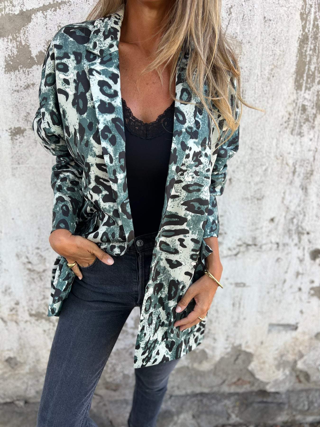 Women's Lapel Long-sleeved Leopard Print Suit Jacket blue