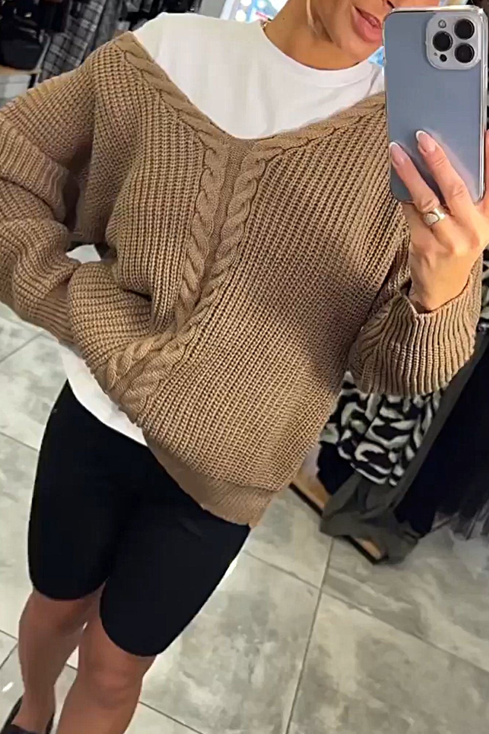 Women's Solid Color V-neck Sweater Top