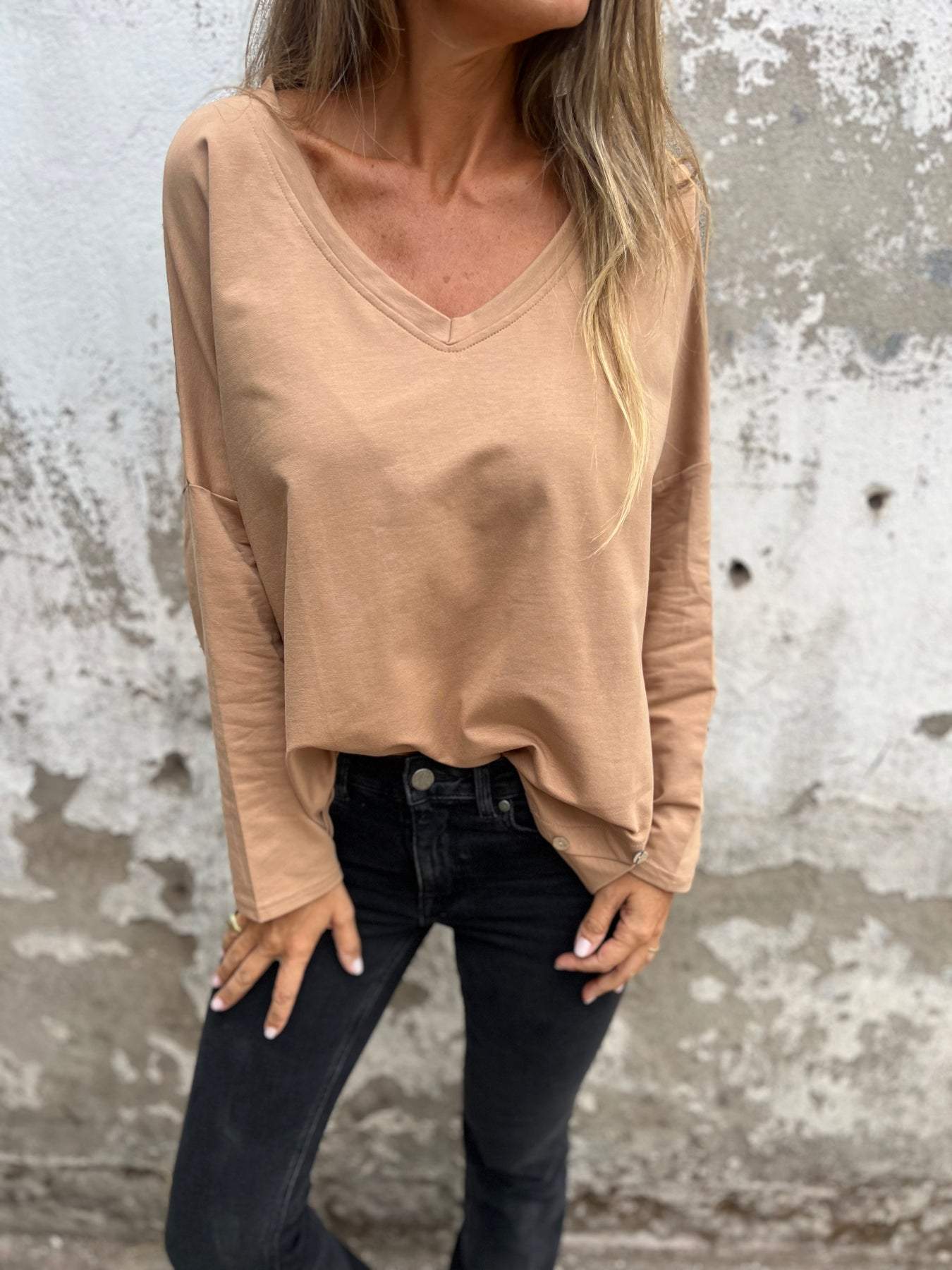 Women's V-neck Long-sleeved Casual Top