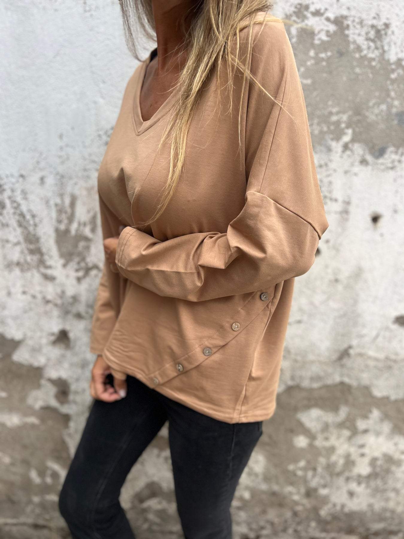 Women's V-neck Long-sleeved Casual Top