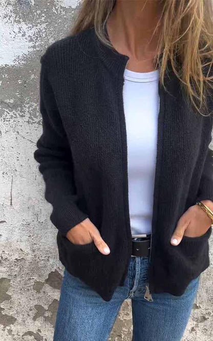 Women's Round Neck Zipper Knitted Jacket black