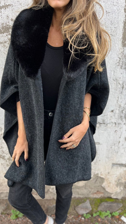 Women's Autumn and Winter Fur Collar Cape Coat with Long Sleeves and Large Lapel black