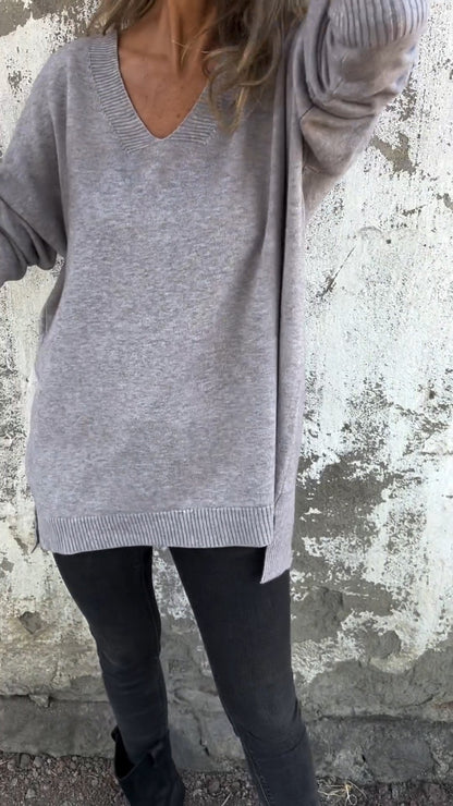 Casual V-neck Long-sleeved Knitted Top Gray