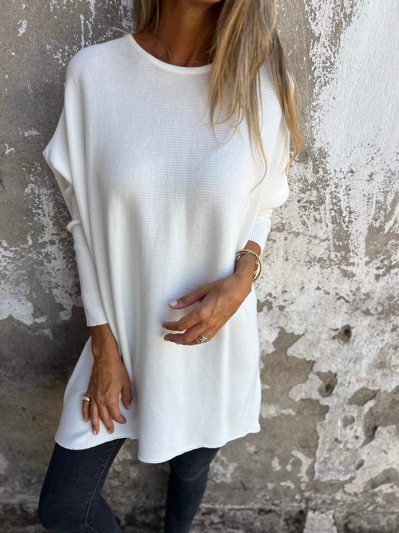 Round Neck Long Sleeve Knitted Top white