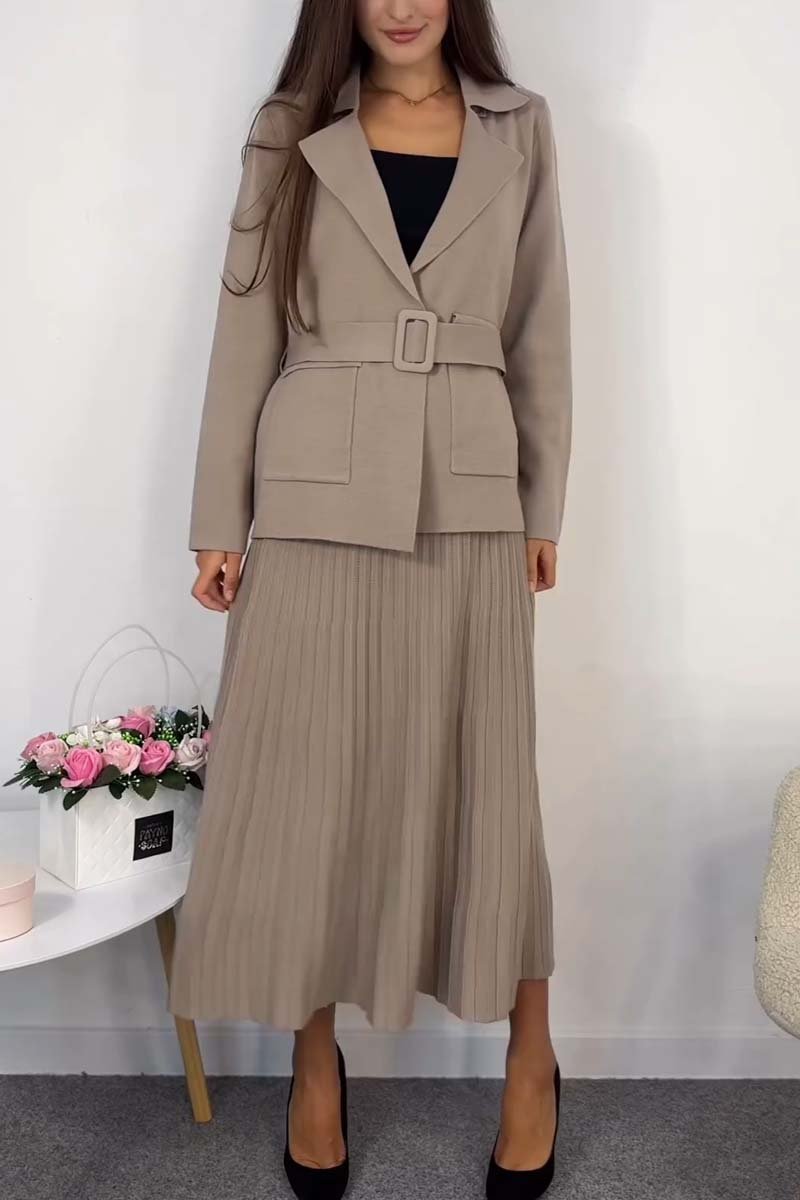 Women's lapel blazer and pleated skirt knitted suit Khaki