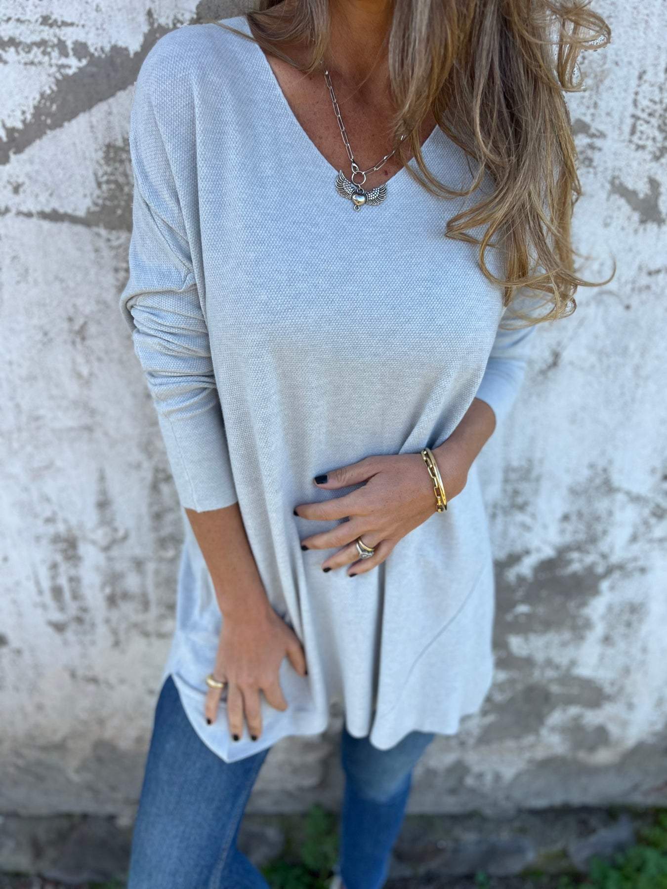 Women's V-neck Long-sleeved Casual Top gray