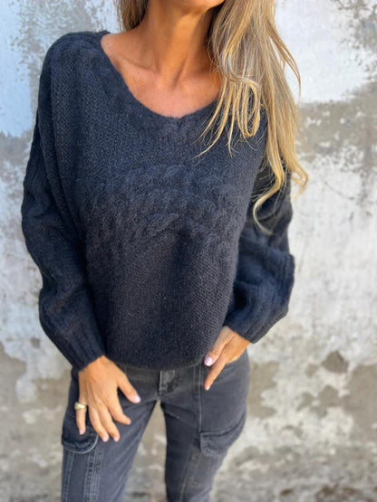 Round Neck Pullover Knitted Top black