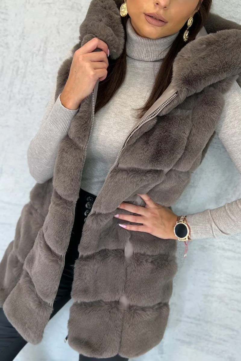 Women say fashion hood sleeveless coat