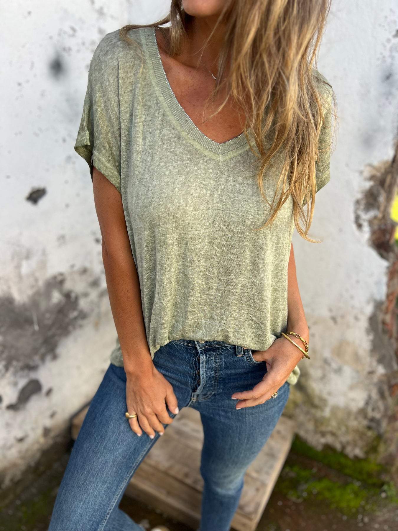 Women's V-neck Short-sleeved Casual Top green