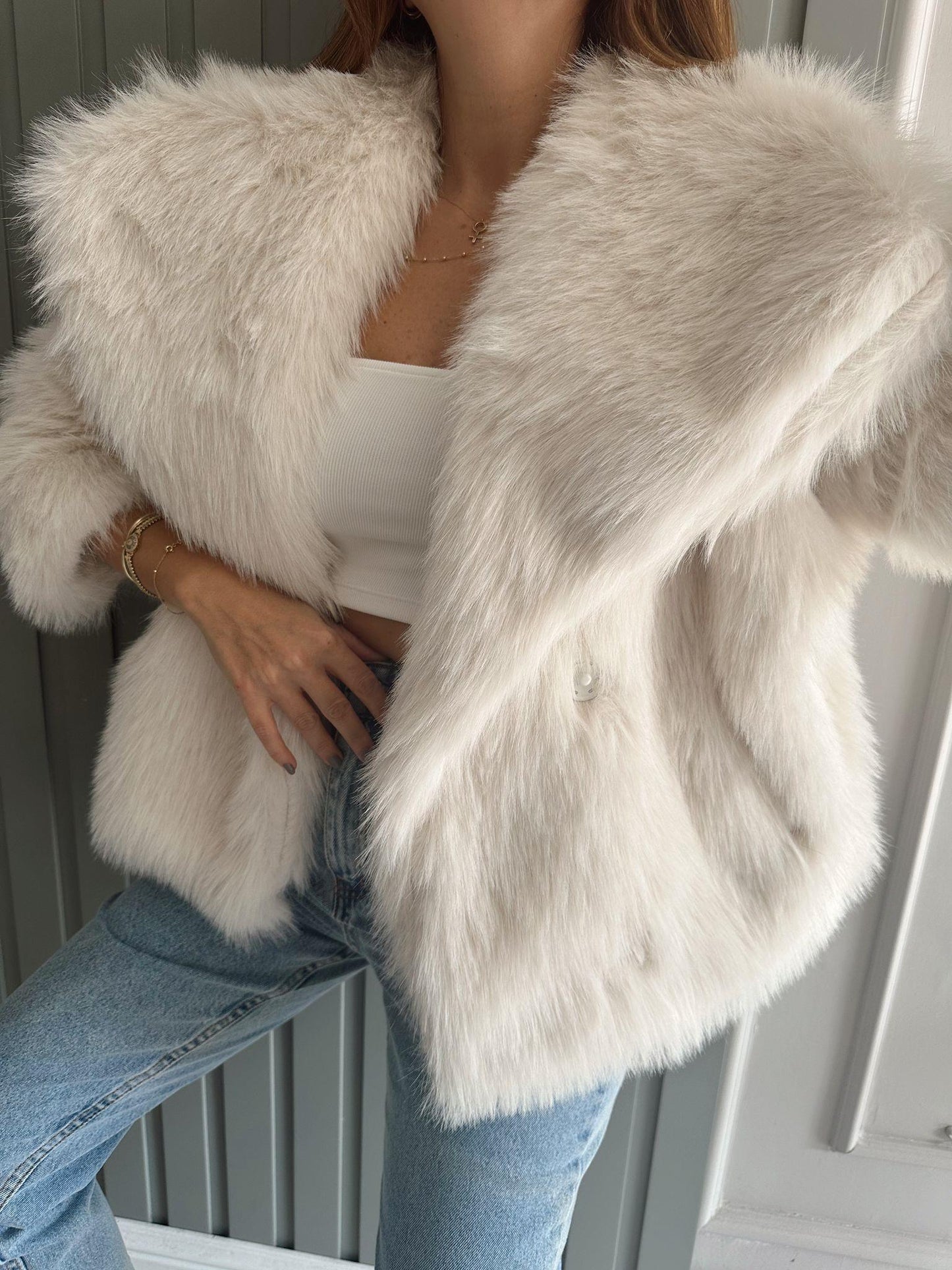 Women's Lapel Long Sleeve Faux Fur Coat