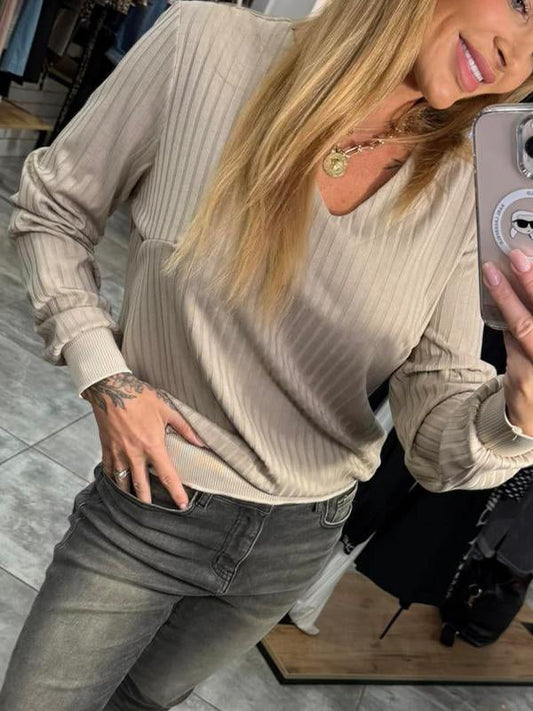 Women's V-neck Long Sleeve Sweater beige