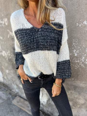 Casual V-neck Knitted Top