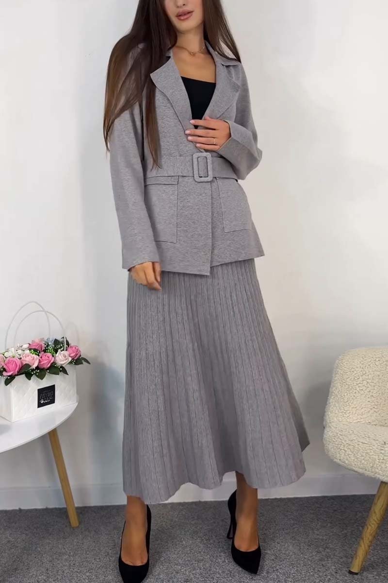 Women's lapel blazer and pleated skirt knitted suit Gray