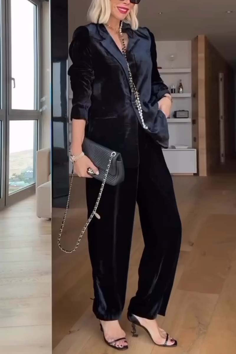 Women's Stylish Velvet Blazer and Pants Set