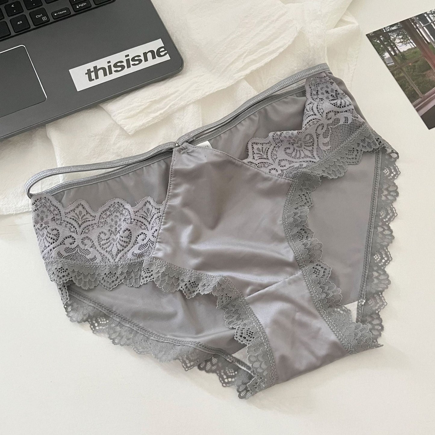 Ladies Pure Wind Satin Lace Sexy Mid-waist Panties grey