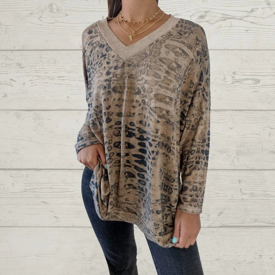 Casual V-neck Printed Top