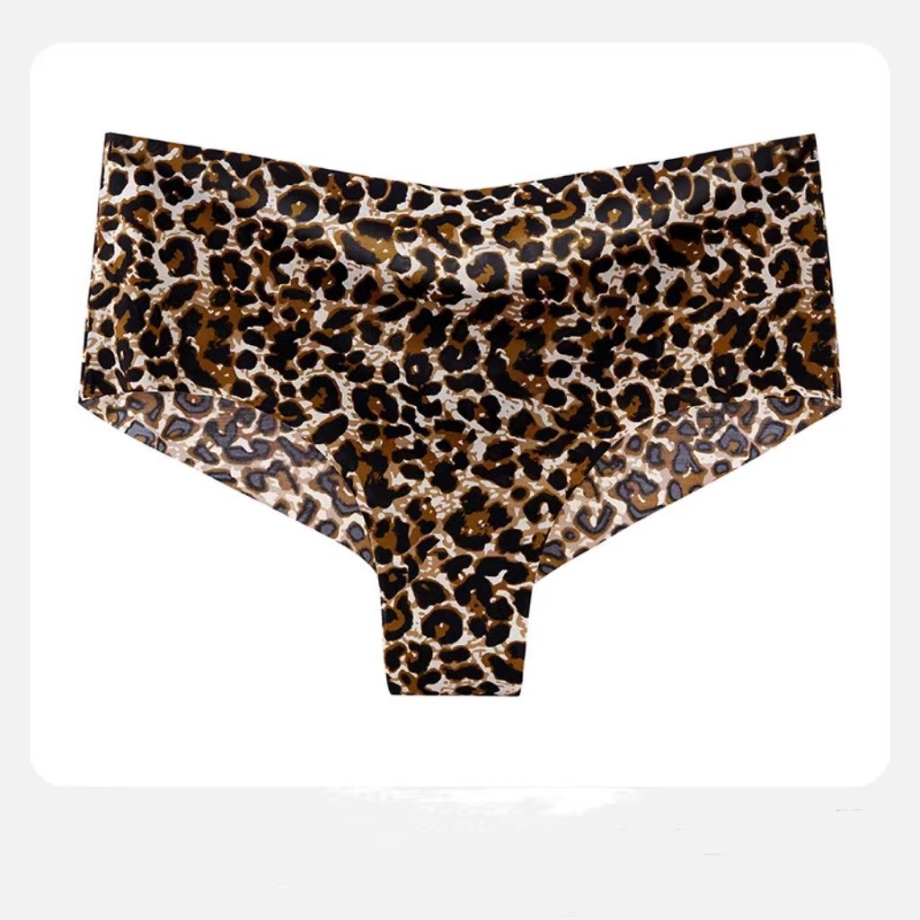 Women's Trackless Plus Size Printed Mid-rise Sports Briefs Leopard print