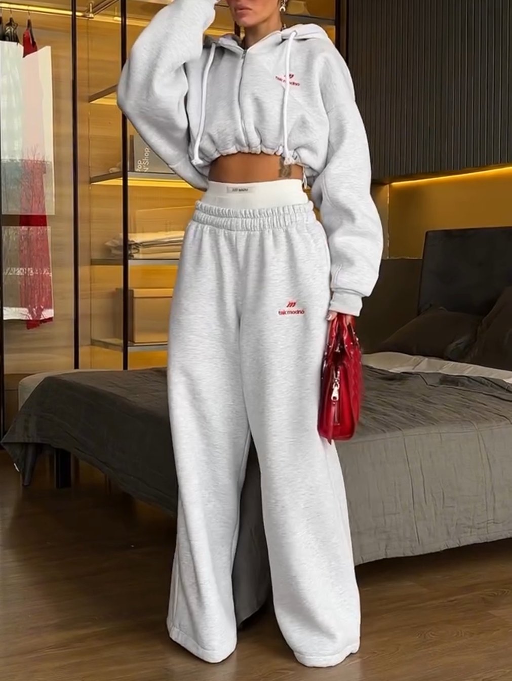 Women's Sport Loose Short Hooded Pants Suit