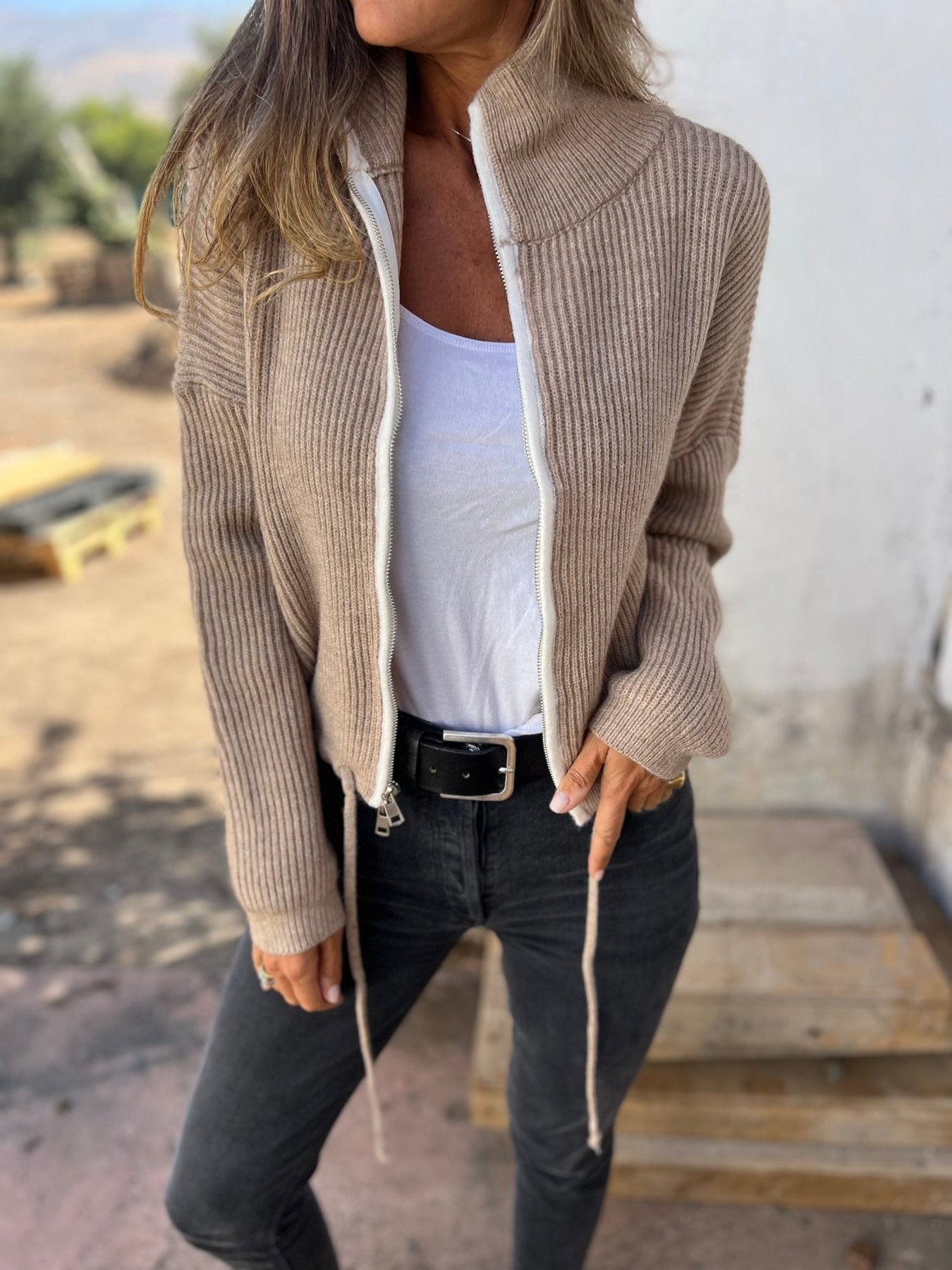 Crew Neck Knitted Casual Long-sleeved Cardigan with Zipper