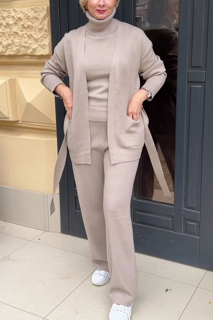 Women's solid color knitted three-piece suit Beige